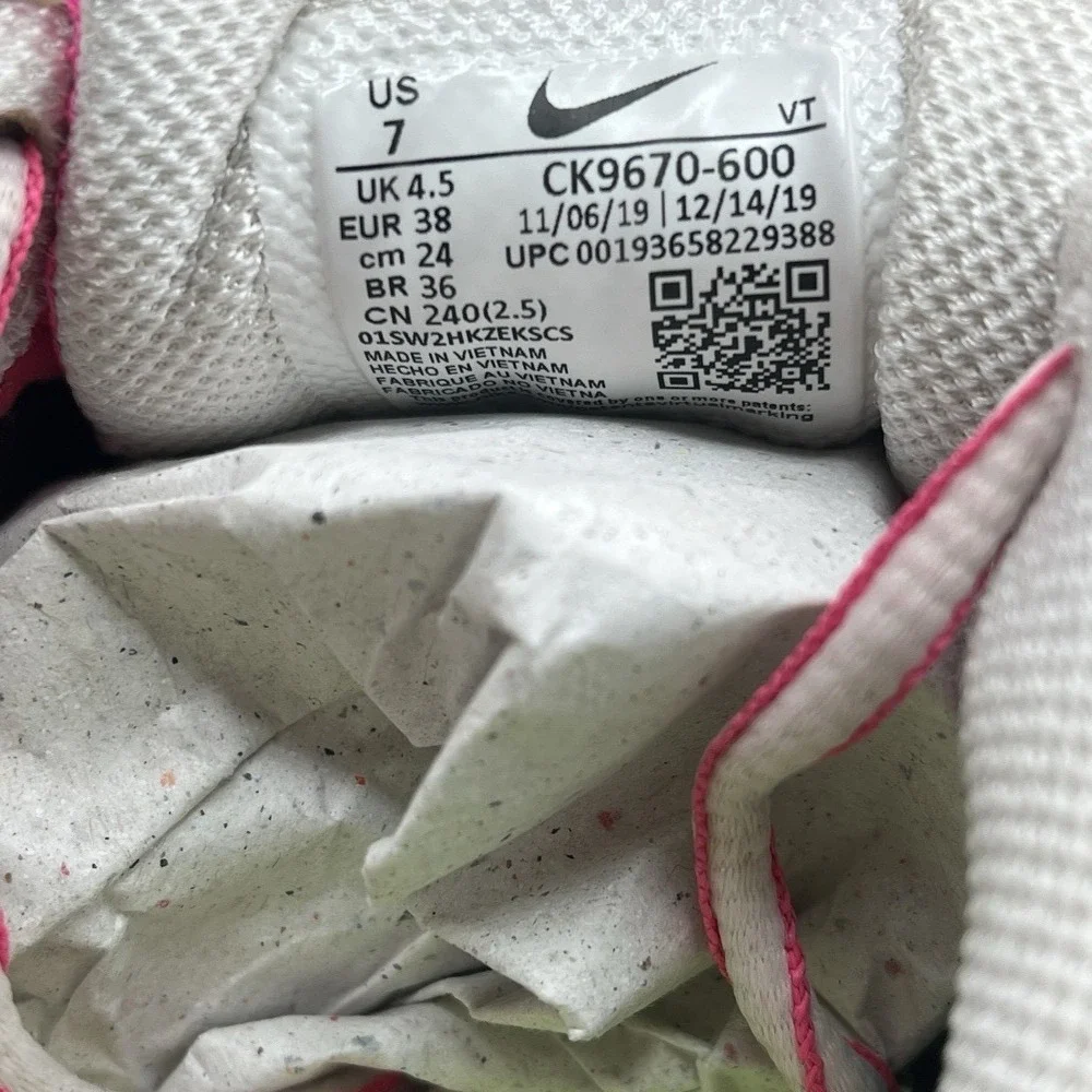 Nike‎ Air VaporMax 360 Hyper Pink Running Shoes - Women's Size 7 USED